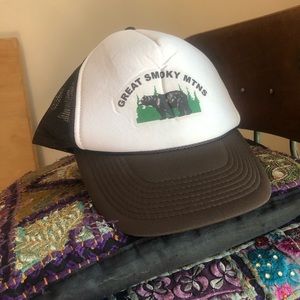 Trucker hat